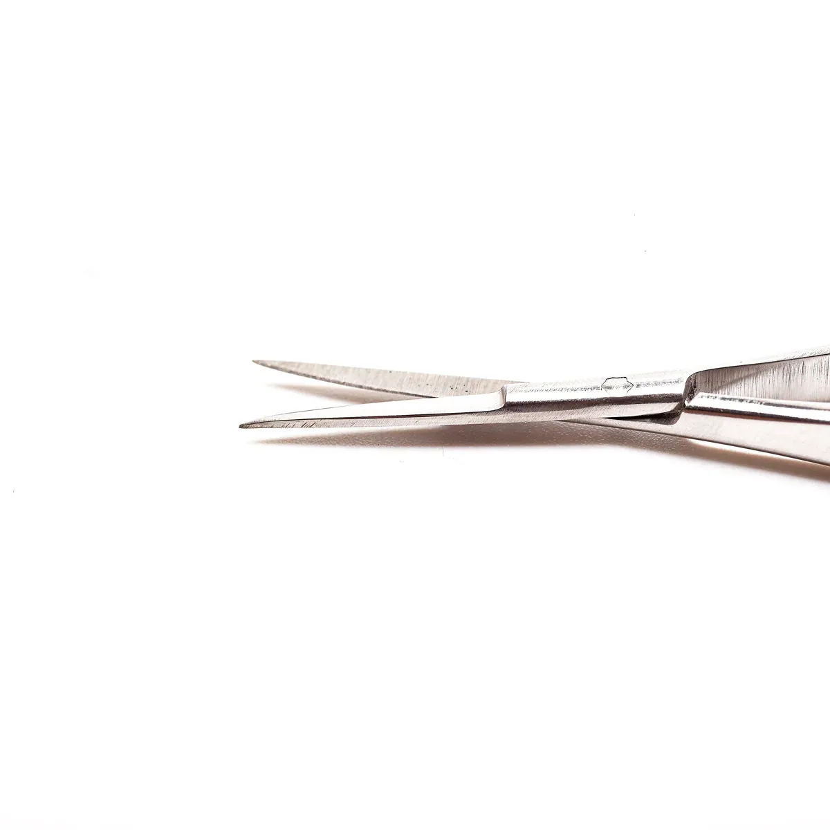Ciseaux à Sourcils • Beautiful Brows - Beauty Tech